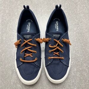 Sperry Women’s Crest Vibe Navy Canvas Sneakers